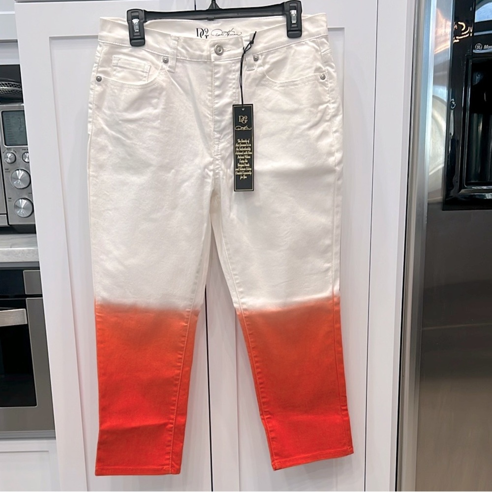 DG2 Diane Gilman Women's Cropped White and Coral Ombre Cropped Jeans